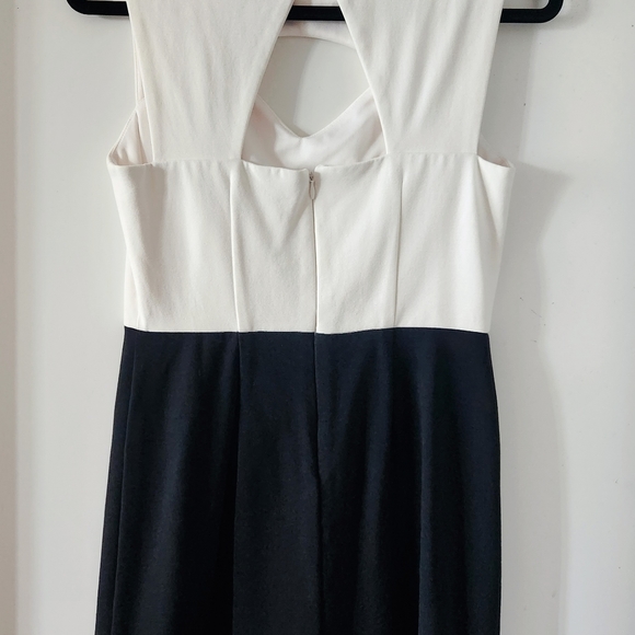 Betsey Johnson Black & White Cut Out Dress - Picture 6 of 11